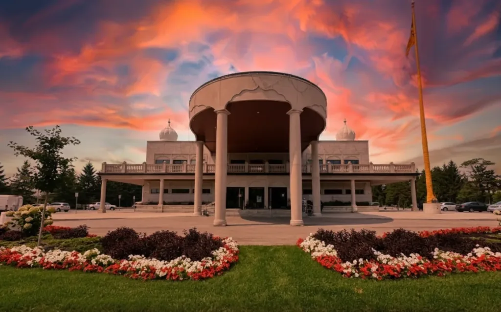 Sikh wedding photography and videography at Guelph Sikh Society by Cinematic RGB.