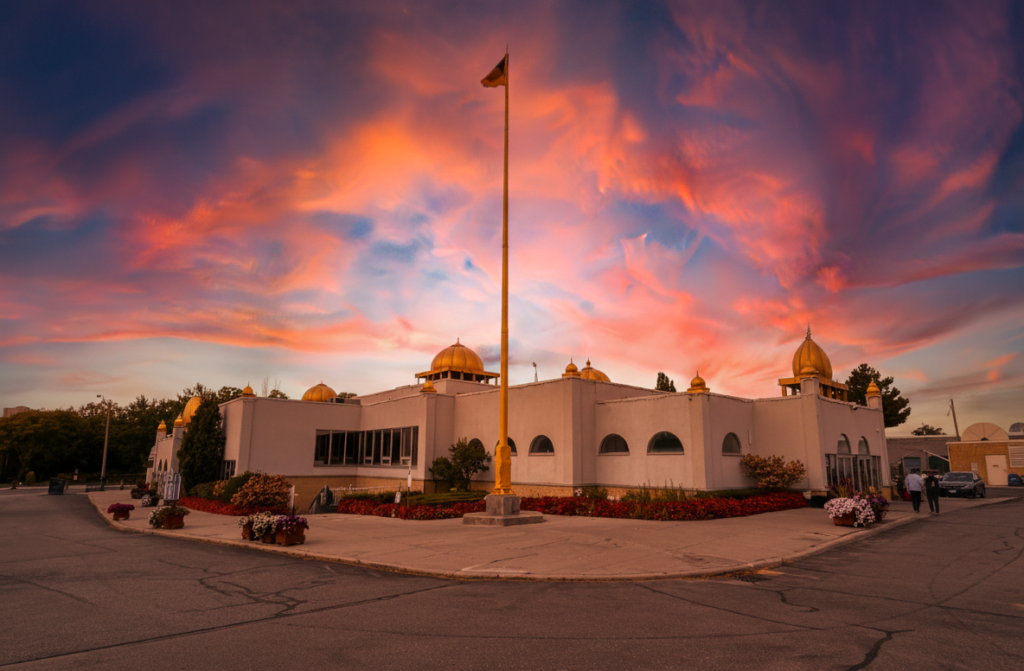 Sikh wedding at Gursikh Sabha Canada in Scarborough, photography by Cinematic RGB Wedding Photography & Videography.
