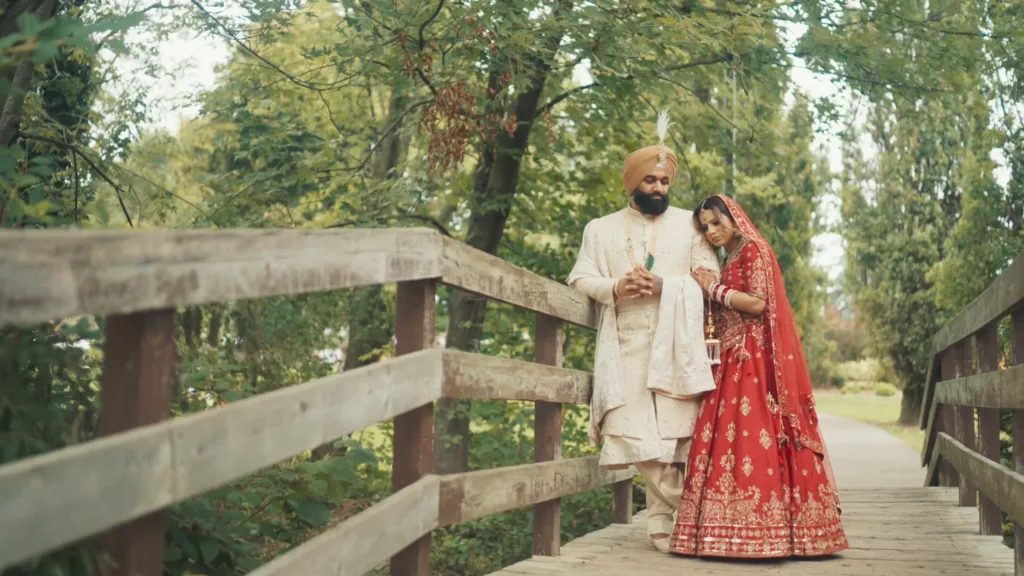 Sikh Bride & Groom posing at their post-wedding ceremony at chinguacousy park, Brampton, Ontario, Canada